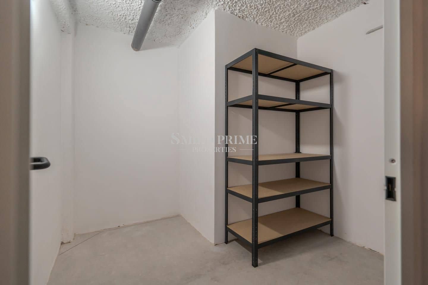 Appartement de 2 chambres à louer à Guia de Isora avec piscine garage - 2 200 € (Ref: 9893261)