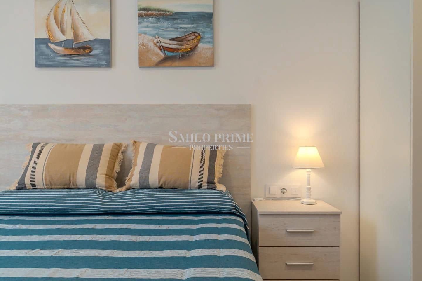 Appartement de 2 chambres à louer à Guia de Isora avec piscine garage - 2 200 € (Ref: 9893261)