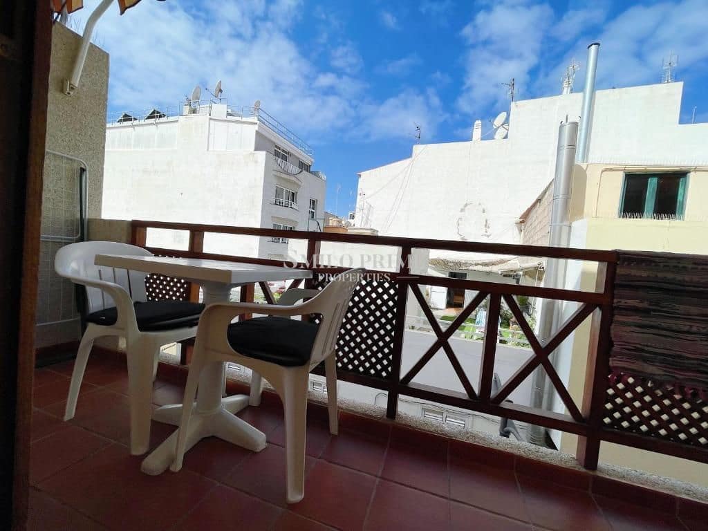 1 Zimmer Wohnung zu vermieten in Arona - 1.300 € (Ref: 9902573)