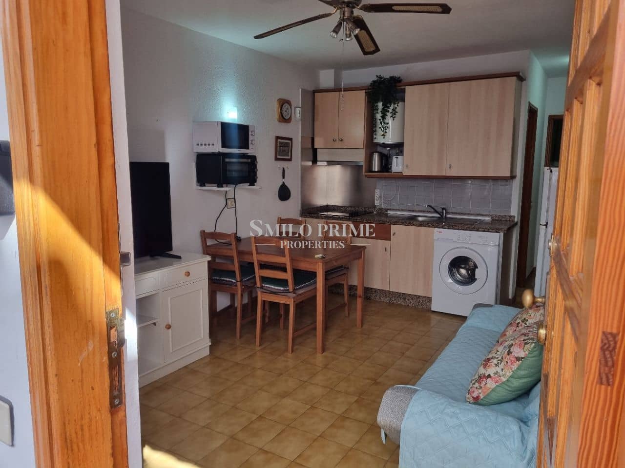 1 Zimmer Wohnung zu vermieten in Arona mit Pool - 1.200 € (Ref: 9902574)