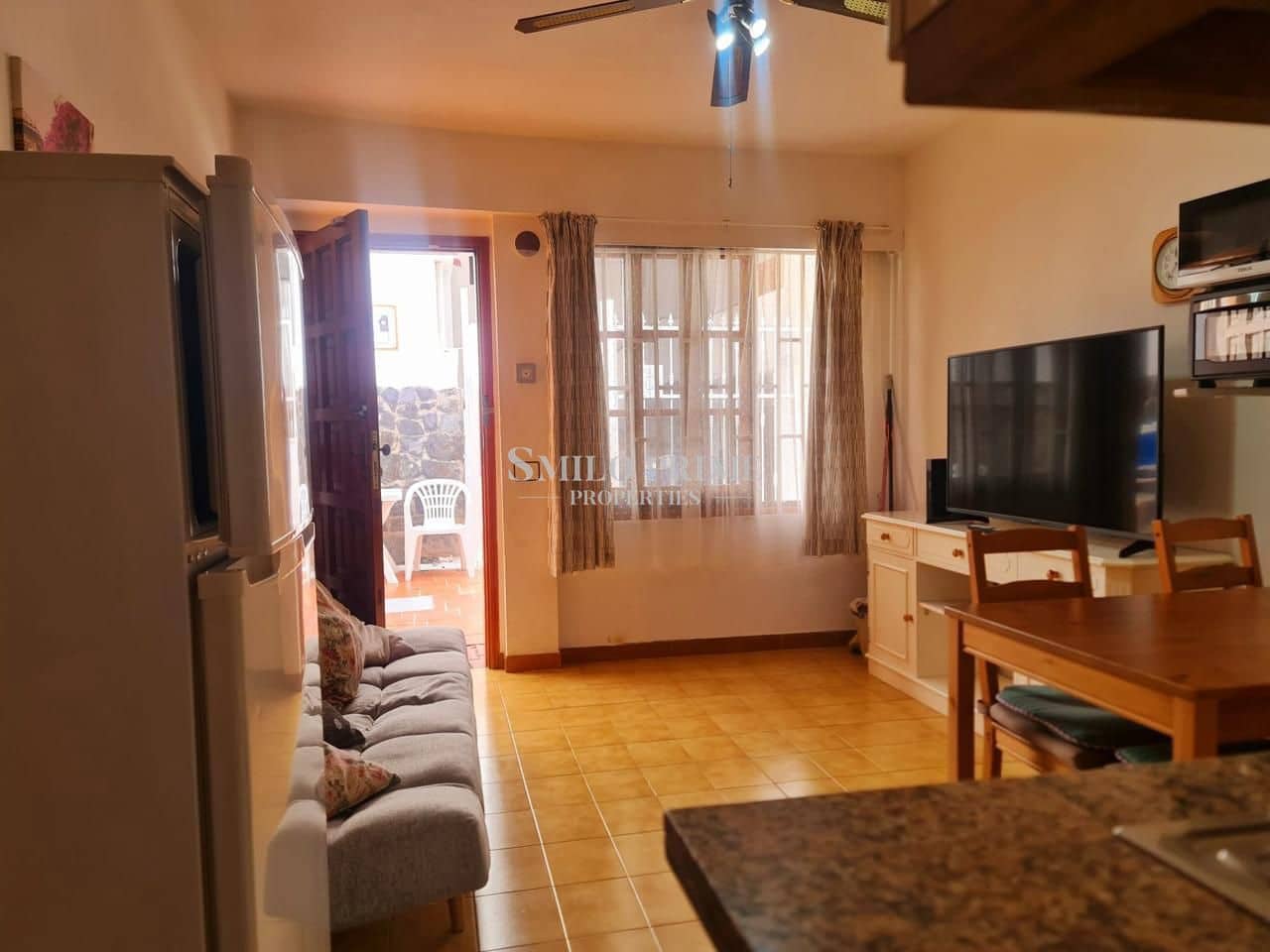 1 Zimmer Wohnung zu vermieten in Arona mit Pool - 1.200 € (Ref: 9902574)