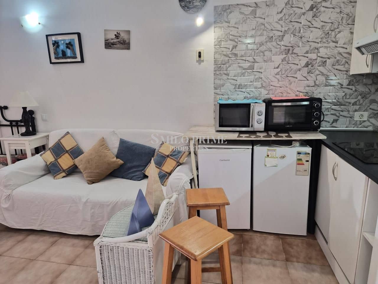 Apartamento para arrendar em Arona com piscina - 900 € (Ref: 9919107)