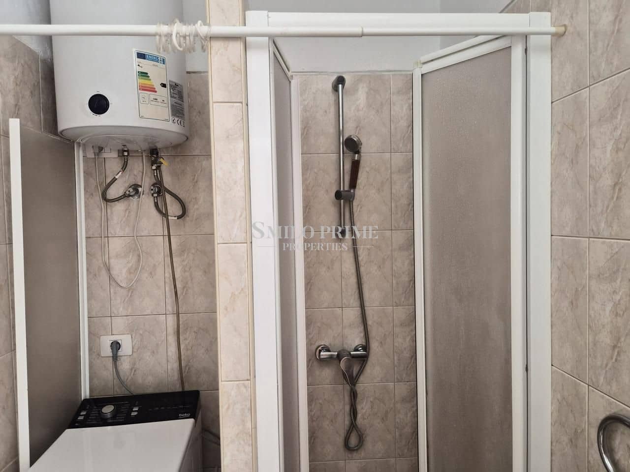 Apartamento para arrendar em Arona com piscina - 900 € (Ref: 9919107)