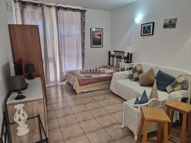 Apartamento para arrendar em Costa del Silencio, Arona com piscina - 900 € (Ref: 9919107)