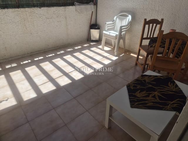 Apartamento para arrendar em Costa del Silencio, Arona com piscina - 900 € (Ref: 9919107)
