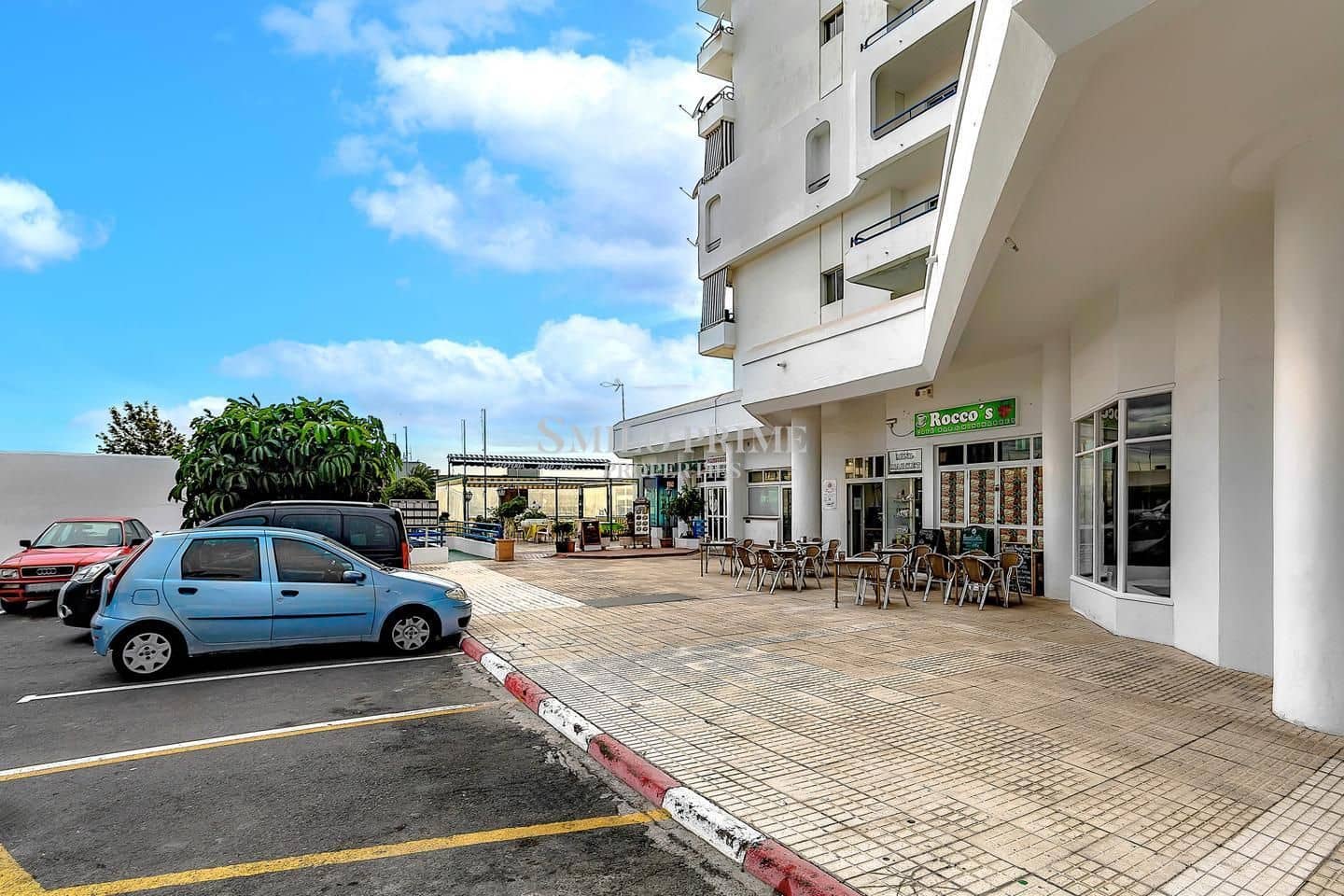 Appartement à vendre à Adeje avec piscine - 215 000 € (Ref: 9953380)
