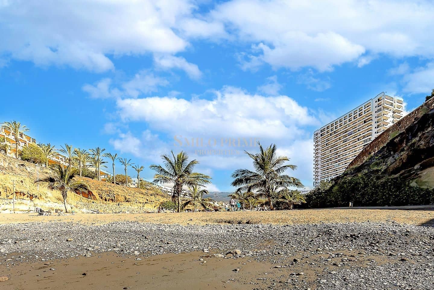 Appartement à vendre à Adeje avec piscine - 215 000 € (Ref: 9953380)