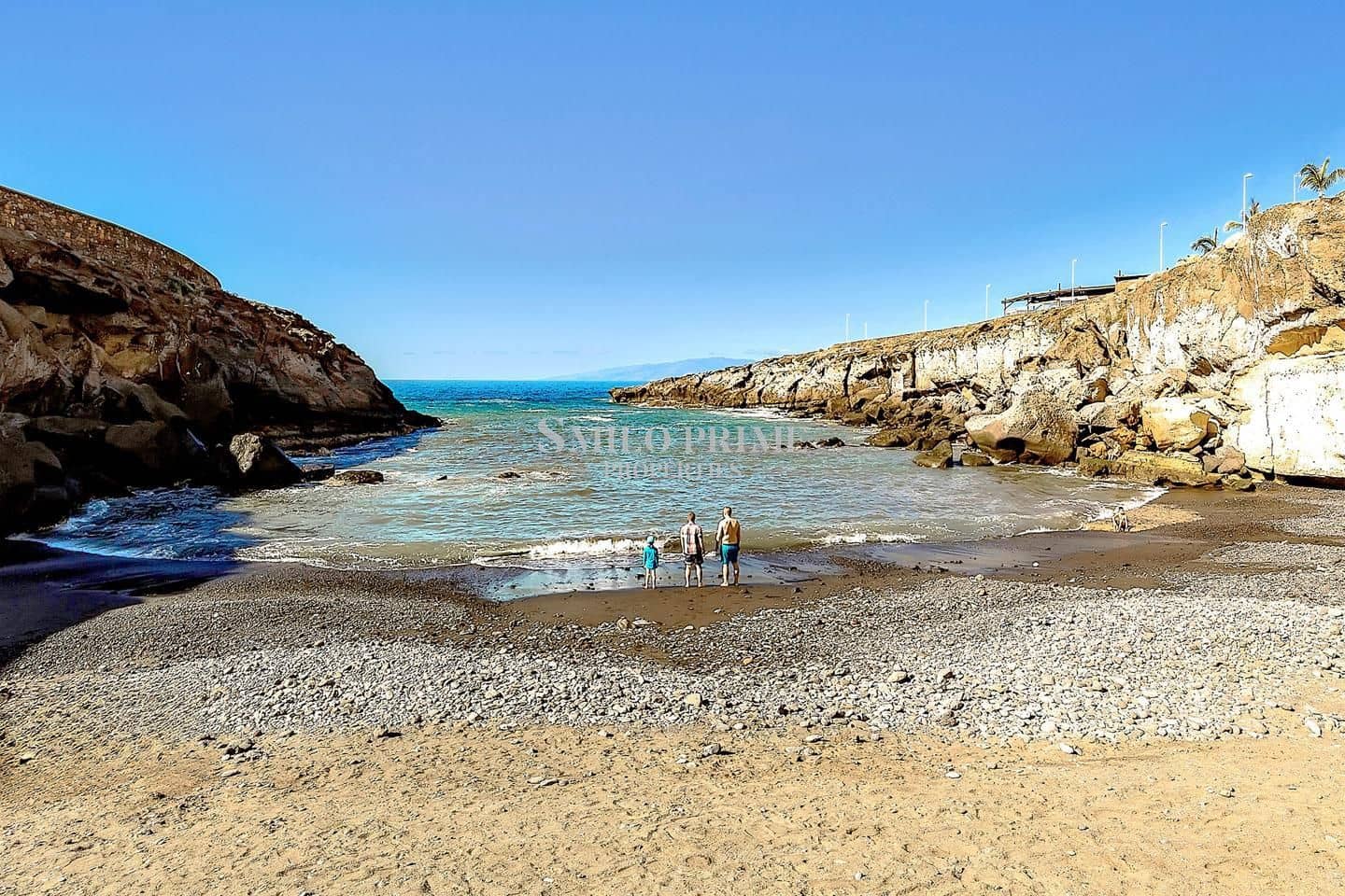 Appartement à vendre à Adeje avec piscine - 215 000 € (Ref: 9953380)