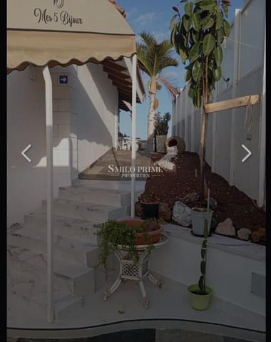 3 sypialnia Willa na sprzedaż w Costa del Silencio, Arona z basenem - 920 000 € (Ref: 9953442)