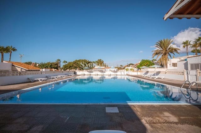 1 soveværelse Bungalow til leje i Costa del Silencio, Arona med swimmingpool - € 800 (Ref: 9956261)