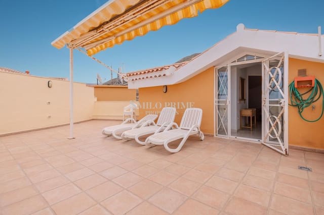 2 soveværelse Lejlighed til salg i Los Cristianos, Arona med swimmingpool - € 590.000 (Ref: 9965946)