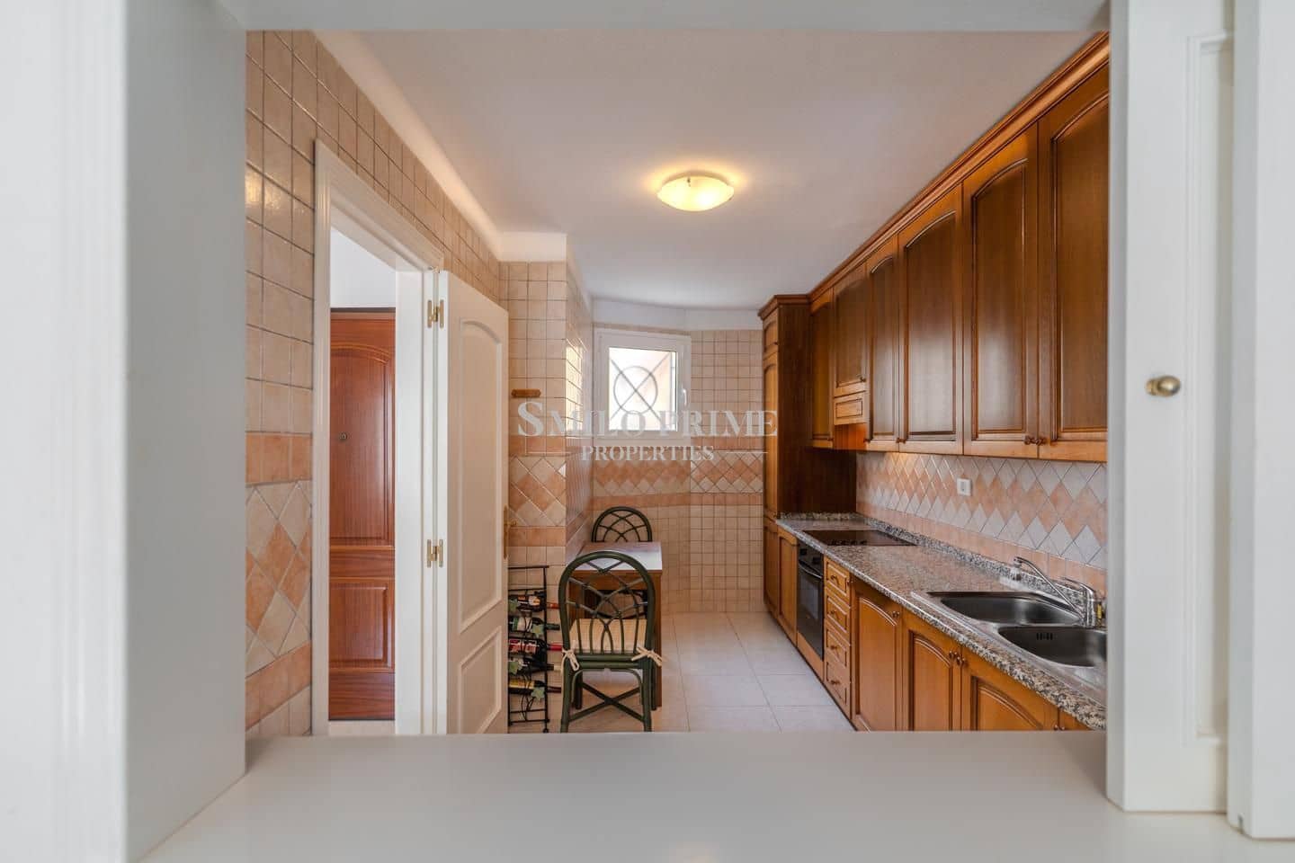 2 slaapkamer Flat te koop in Arona met zwembad - € 590.000 (Ref: 9965946)