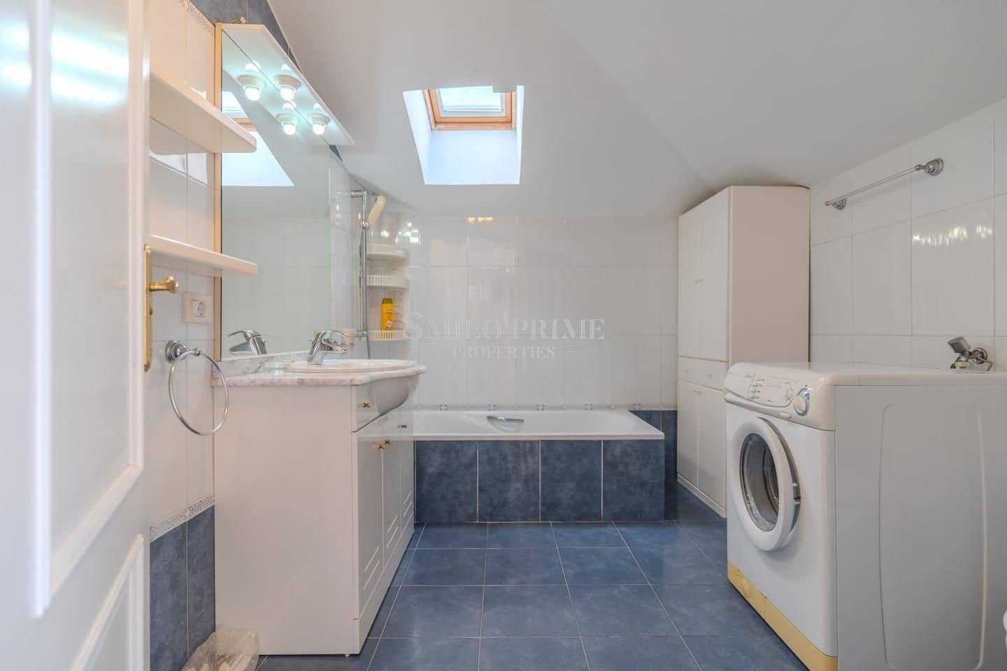 2 slaapkamer Flat te koop in Arona met zwembad - € 590.000 (Ref: 9965946)