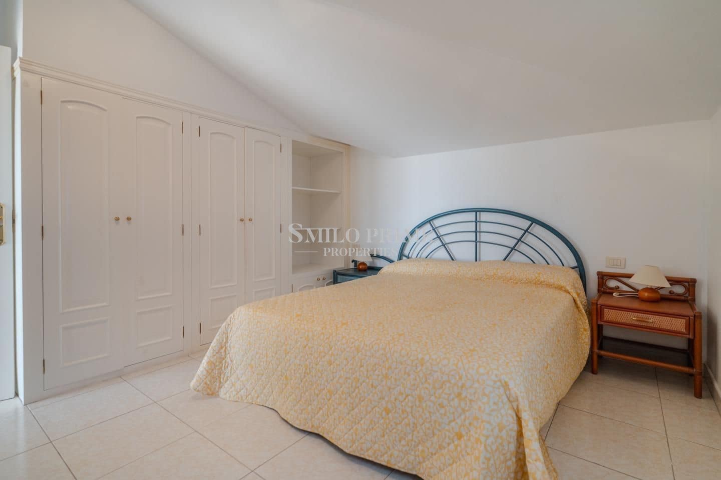 2 slaapkamer Flat te koop in Arona met zwembad - € 590.000 (Ref: 9965946)