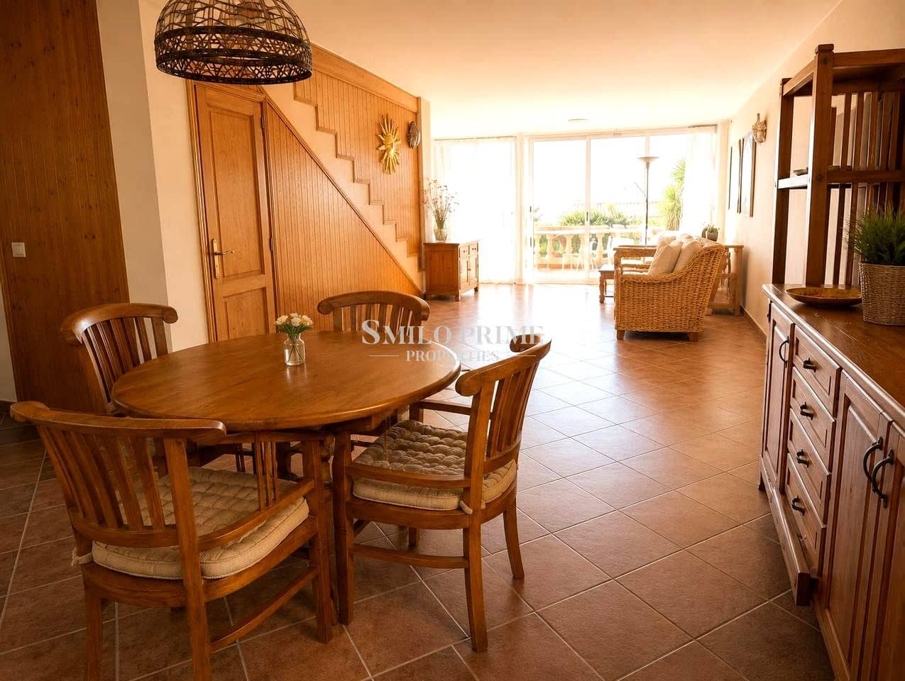 5 bedroom Villa for sale in Arona with pool - € 650,000 (Ref: 9972310)
