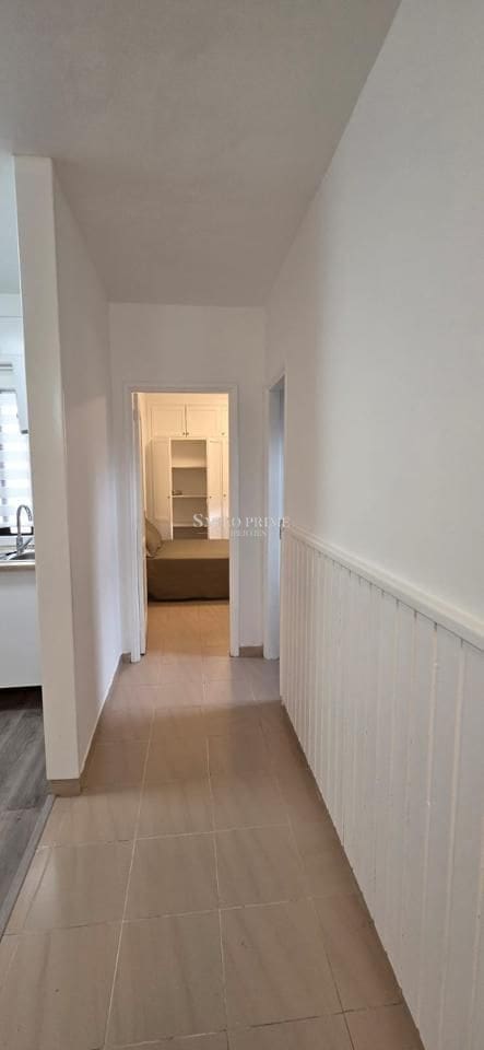 1 sovrum Lägenhet att hyra i Arona - 950 € (Ref: 9984022)