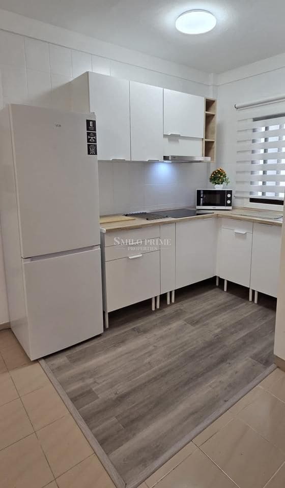 1 sovrum Lägenhet att hyra i Arona - 950 € (Ref: 9984022)