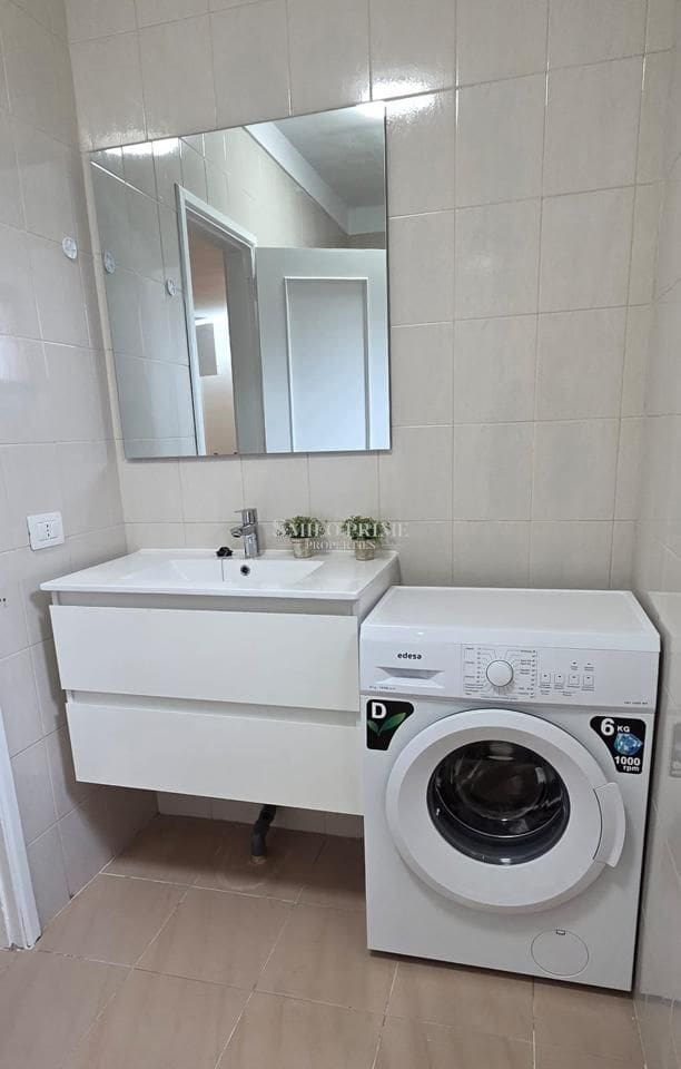 1 sovrum Lägenhet att hyra i Arona - 950 € (Ref: 9984022)