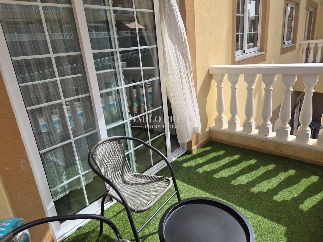 Appartement de 2 chambres à louer à Arona avec piscine garage - 1 500 € (Ref: 9999302)