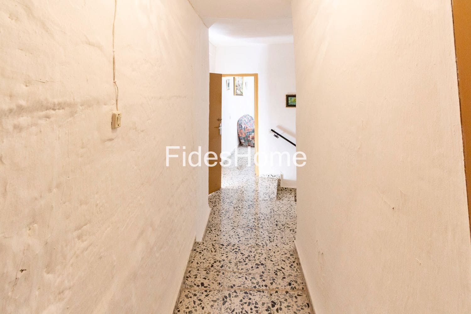5 bedroom Townhouse for sale in El Pinar with garage - € 65,000 (Ref: 10033318)