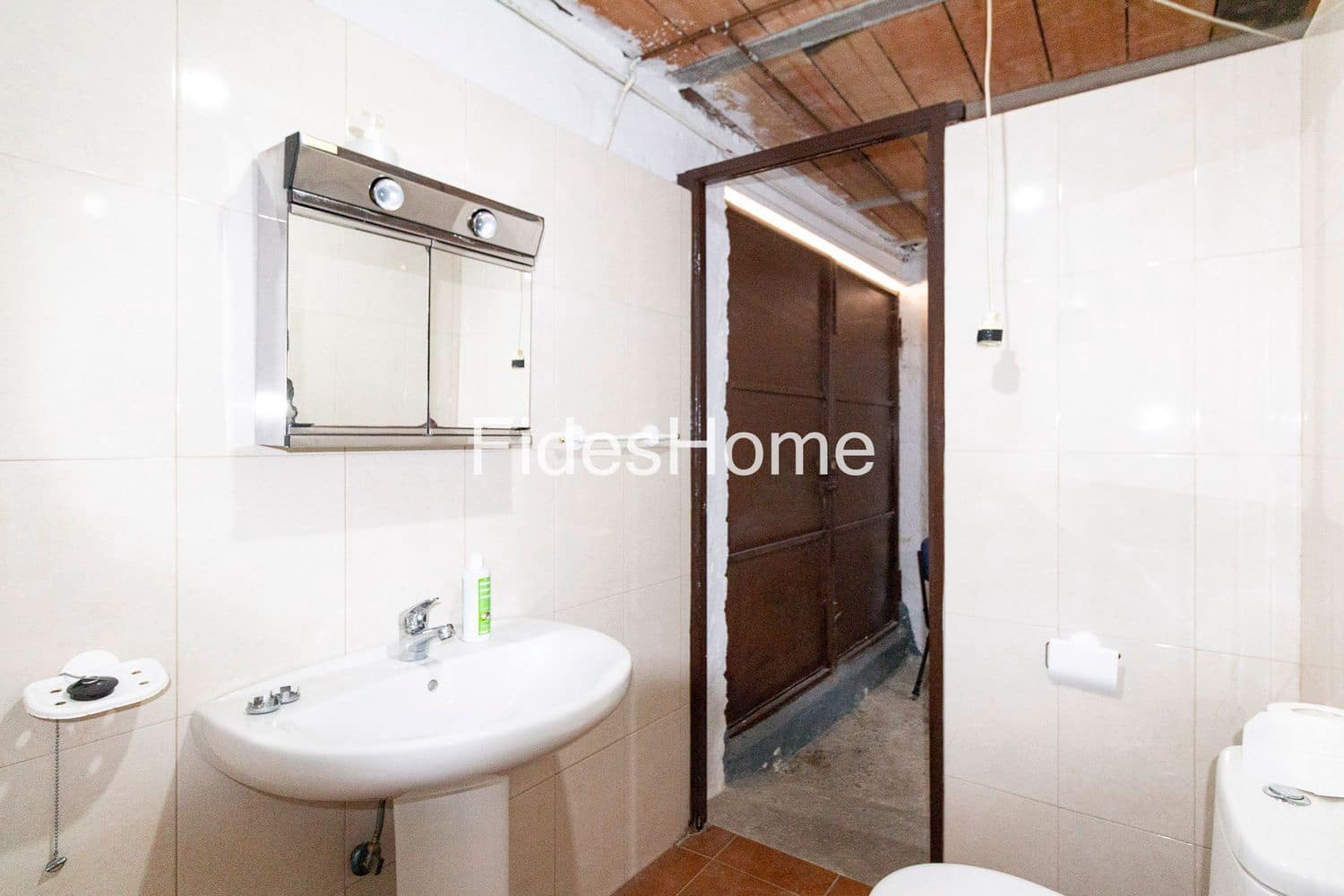 5 bedroom Townhouse for sale in El Pinar with garage - € 65,000 (Ref: 10033318)