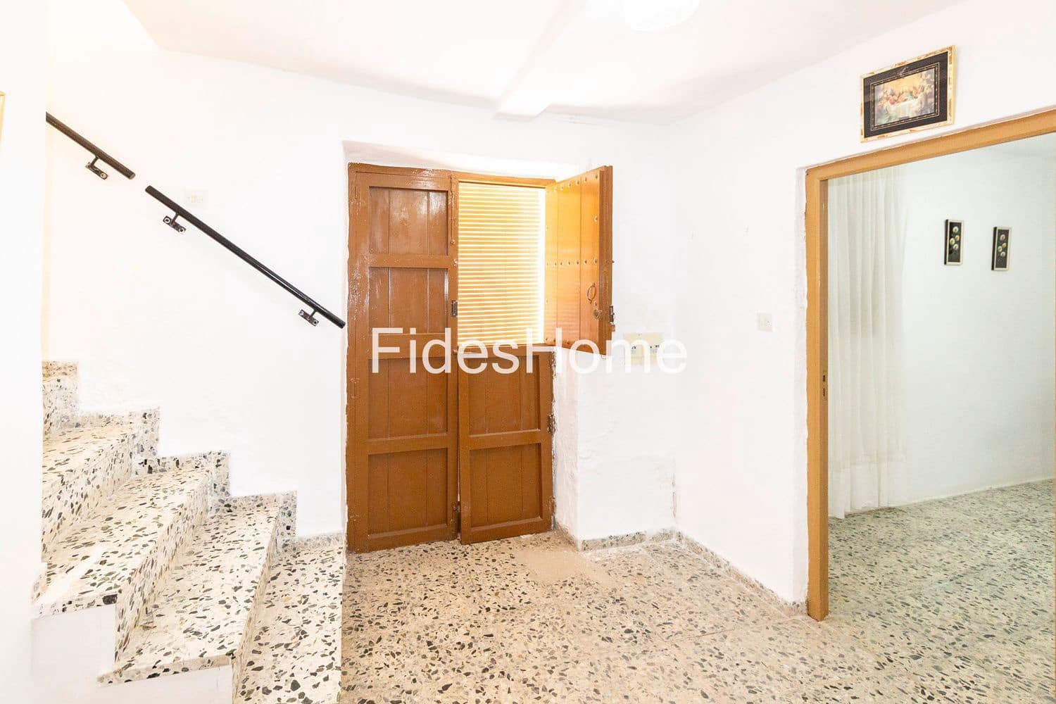 5 bedroom Townhouse for sale in El Pinar with garage - € 65,000 (Ref: 10033318)