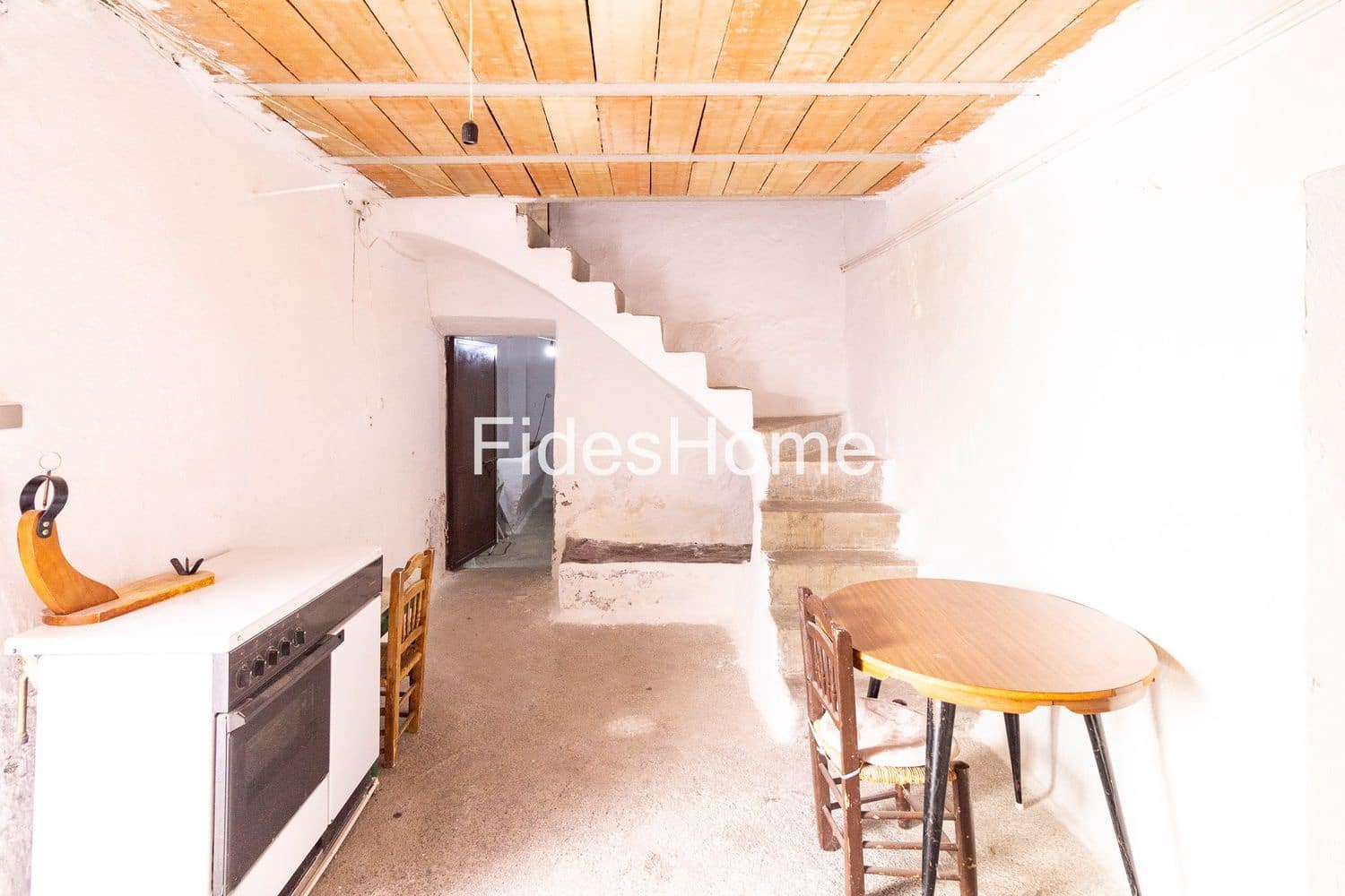 5 bedroom Townhouse for sale in El Pinar with garage - € 65,000 (Ref: 10033318)