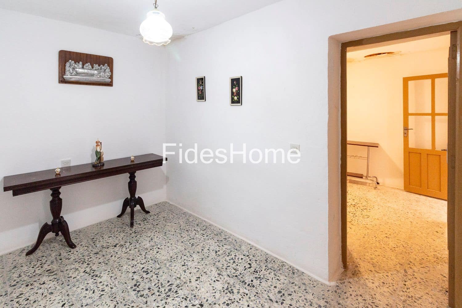 5 bedroom Townhouse for sale in El Pinar with garage - € 65,000 (Ref: 10033318)