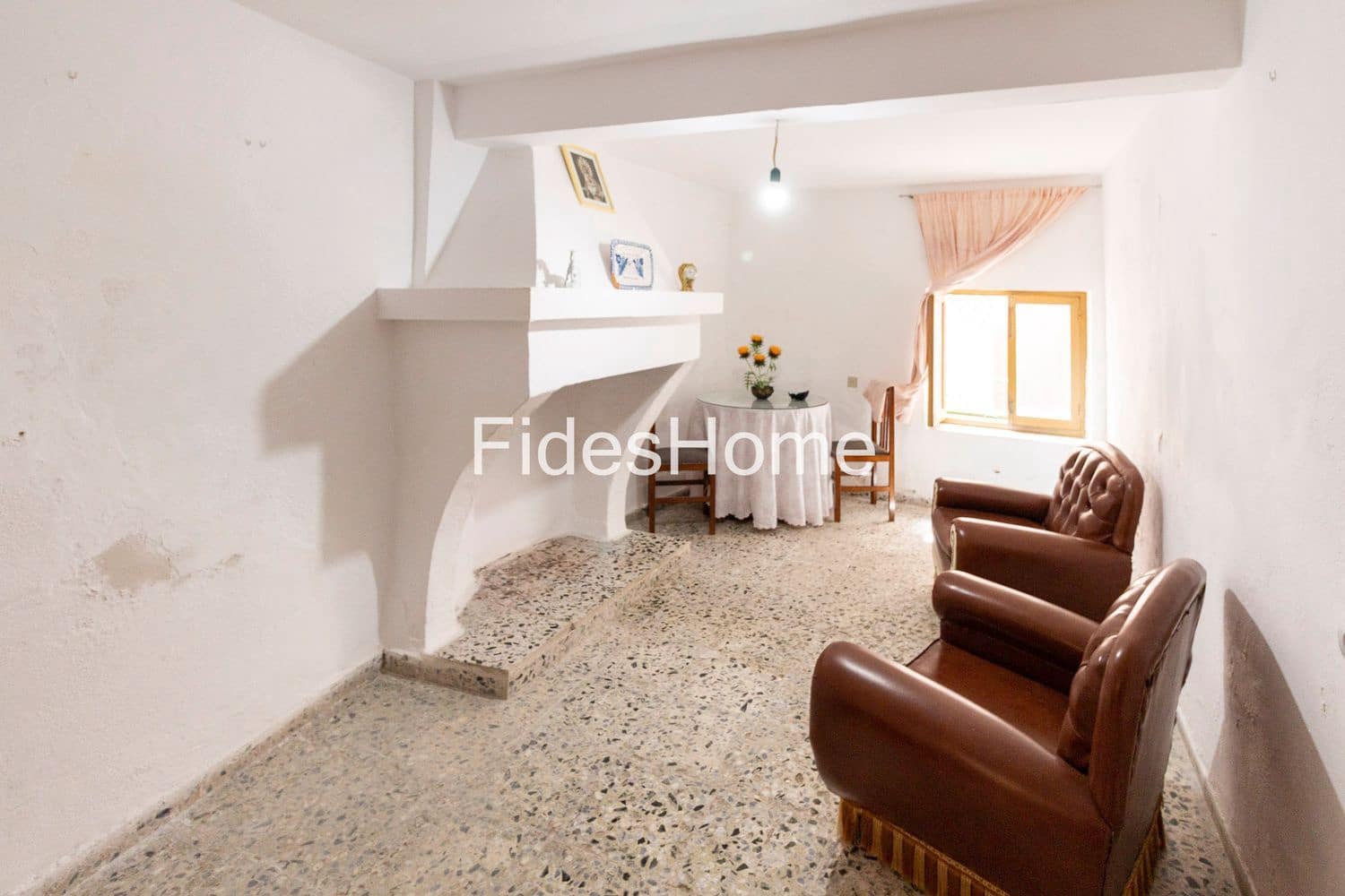 5 bedroom Townhouse for sale in El Pinar with garage - € 65,000 (Ref: 10033318)