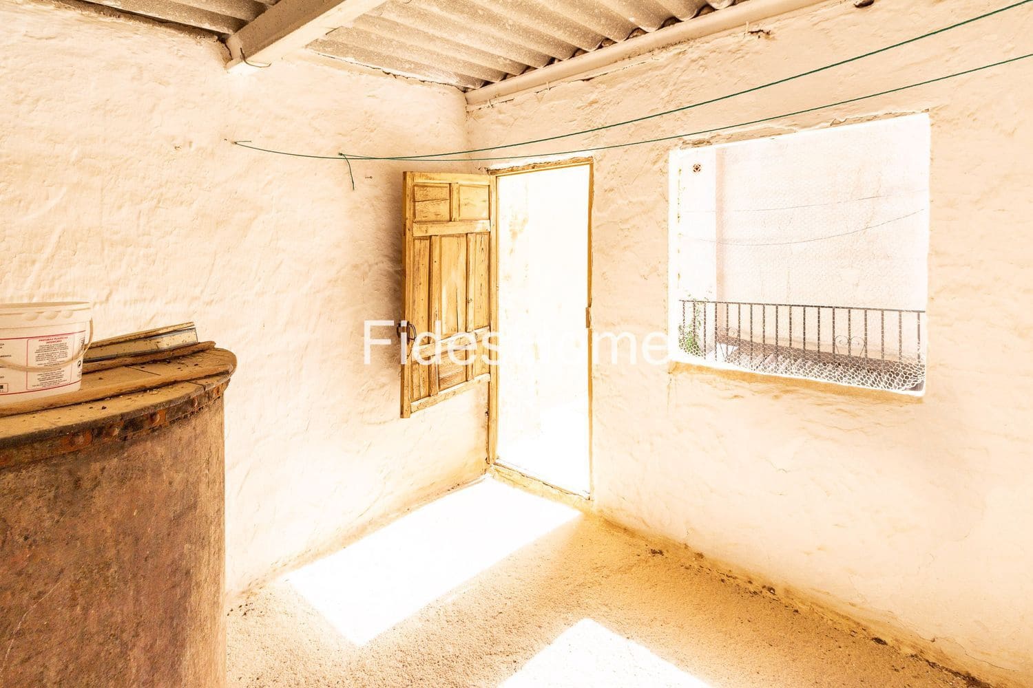 5 bedroom Townhouse for sale in El Pinar with garage - € 65,000 (Ref: 10033318)
