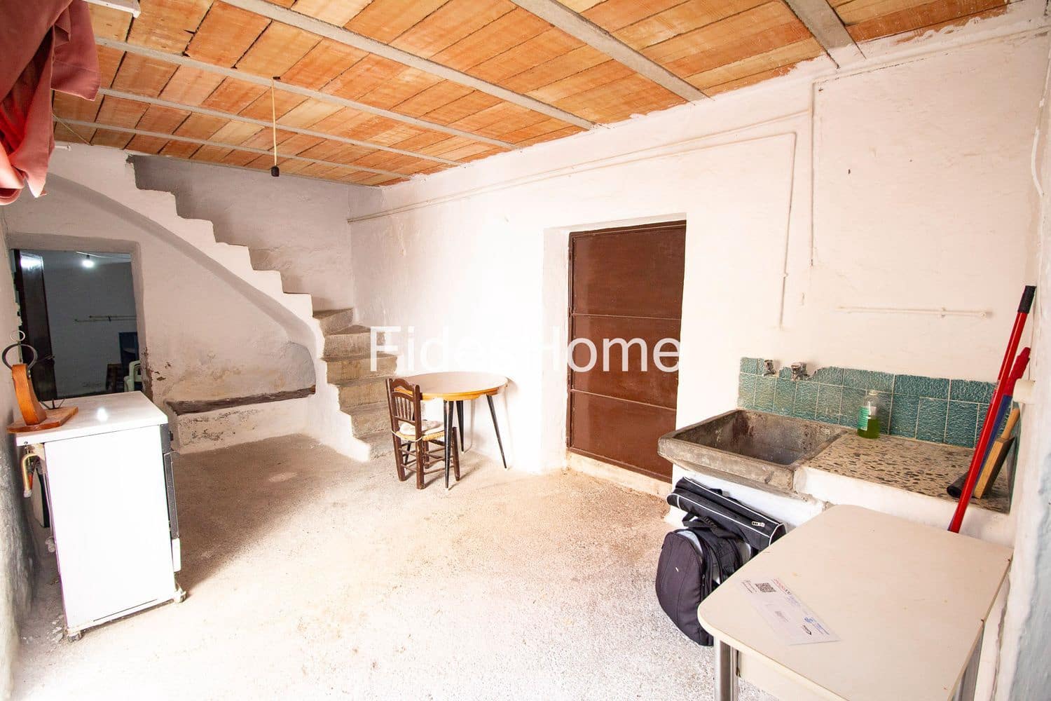 5 bedroom Townhouse for sale in El Pinar with garage - € 65,000 (Ref: 10033318)