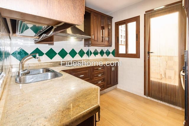 3 Zimmer Apartment zu vermieten in Dúrcal mit Garage - 550 € (Ref: 10048712)