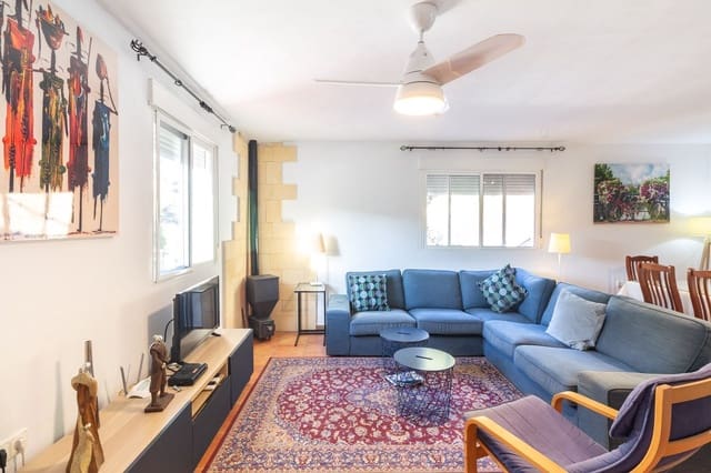 2 soveværelse Finca/Landehus til leje i Los Guajares med swimmingpool garage - € 700 (Ref: 10063762)