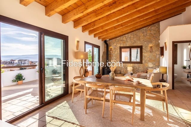 4 sovrum Hus till salu i Nigüelas med pool - 495 000 € (Ref: 10120429)