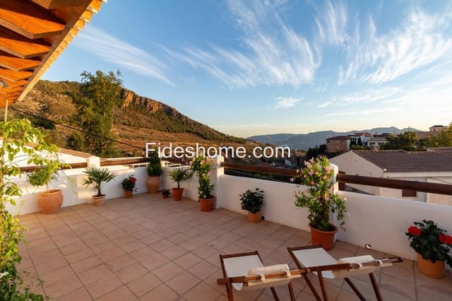 4 sovrum Hus till salu i Nigüelas med pool - 495 000 € (Ref: 10120429)