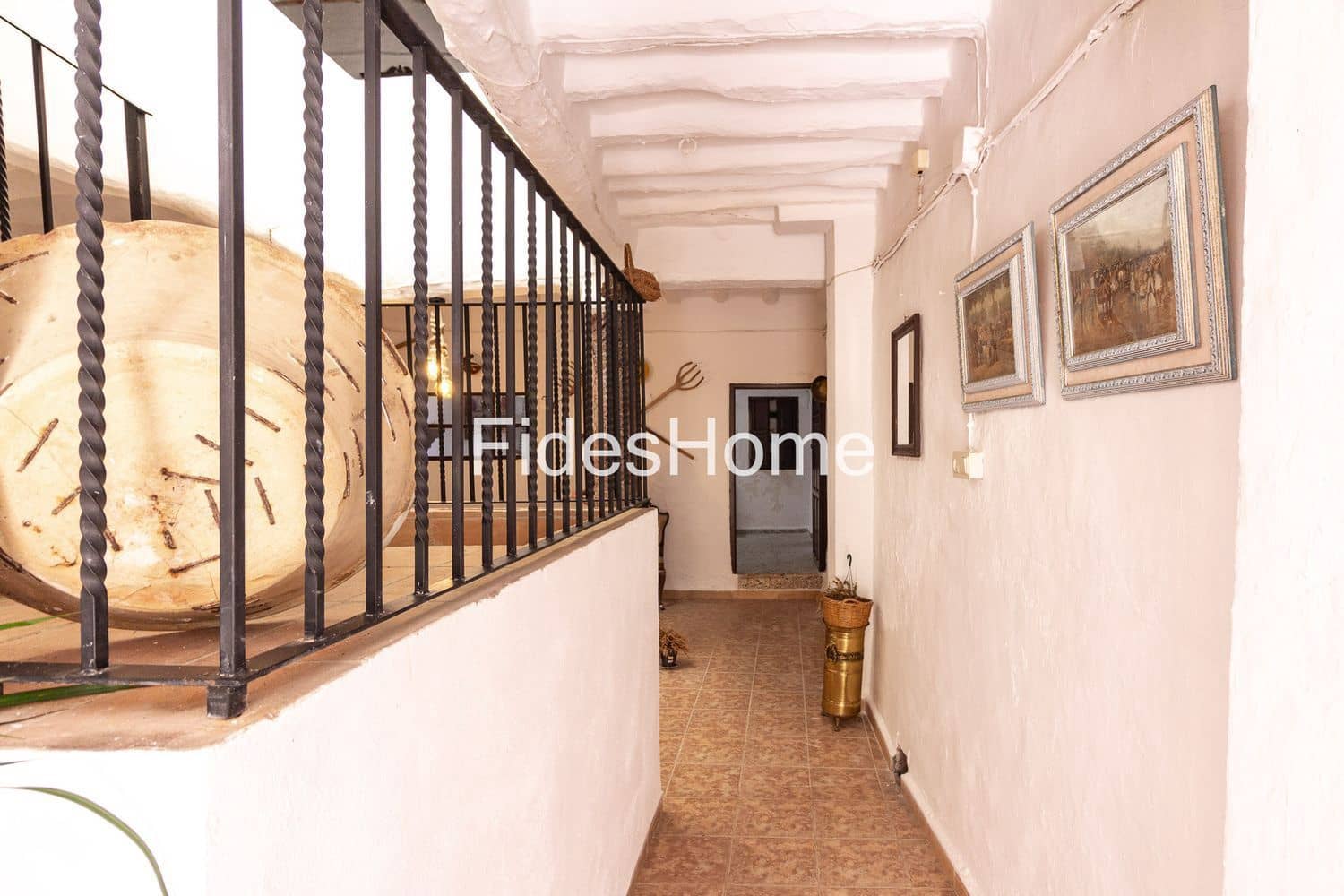 6 bedroom Townhouse for sale in Pinos del Valle - € 212,000 (Ref: 10120435)
