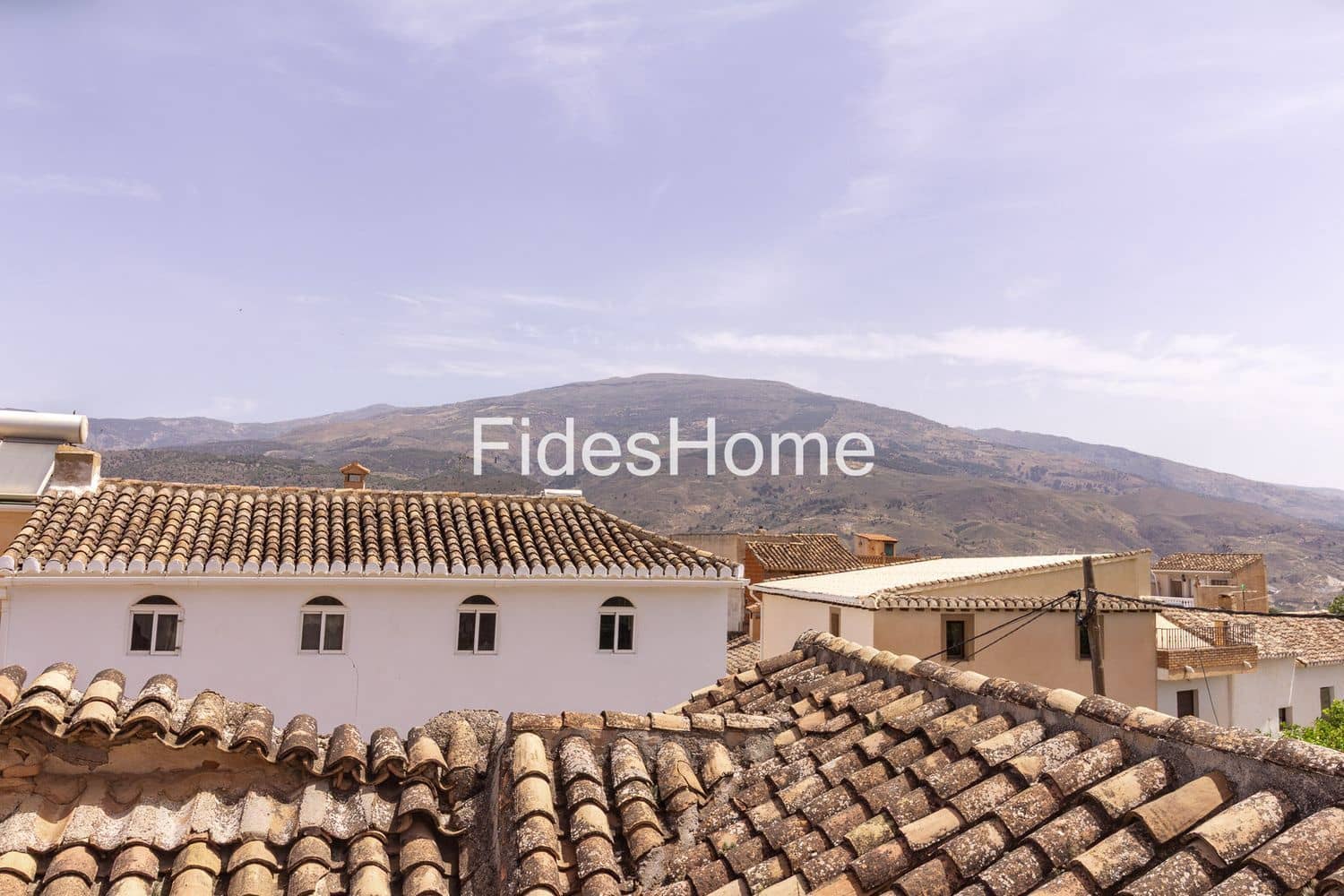 6 bedroom Townhouse for sale in Pinos del Valle - € 212,000 (Ref: 10120435)