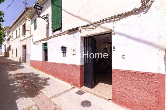 6 bedroom Townhouse for sale in Pinos del Valle, El Pinar - € 212,000 (Ref: 10120435)