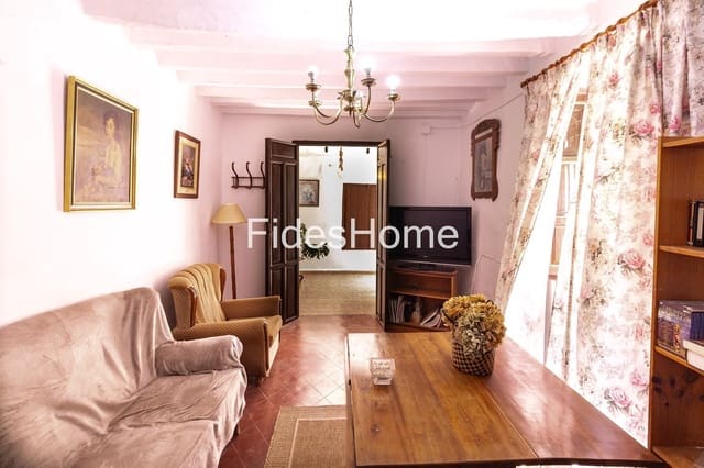 6 bedroom Townhouse for sale in Pinos del Valle, El Pinar - € 212,000 (Ref: 10120435)