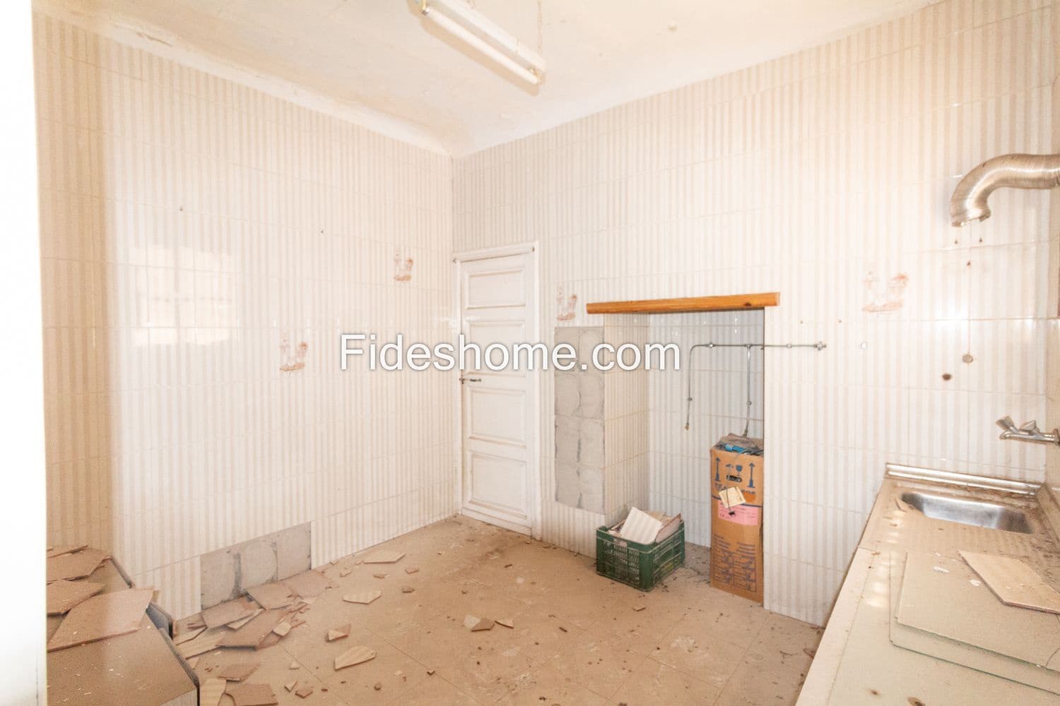 8 slaapkamer Huis te koop in Durcal - € 180.000 (Ref: 10120441)