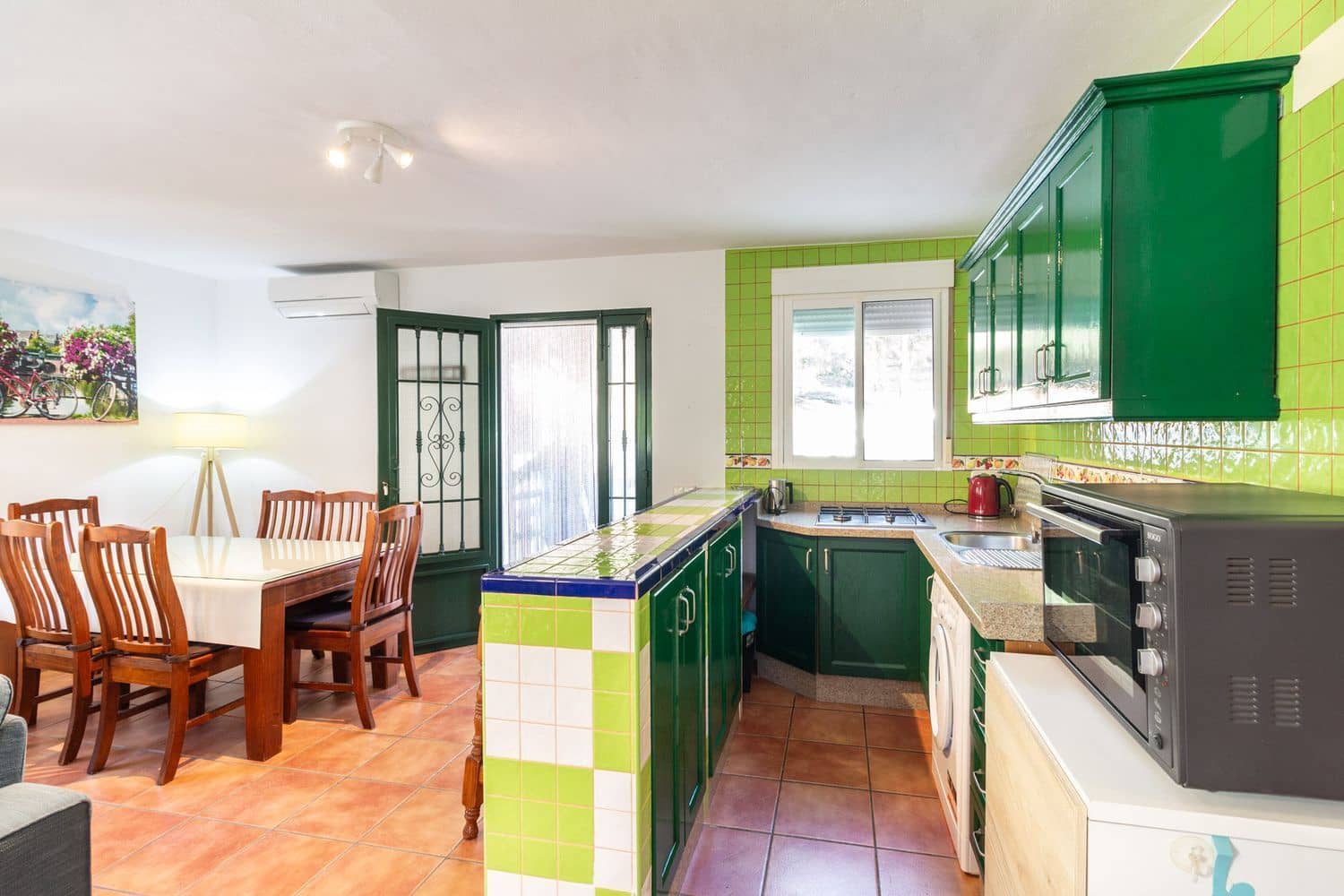 2 soveværelse Penthouse til leje i Guajar Faraguit med swimmingpool - € 650 (Ref: 10120442)