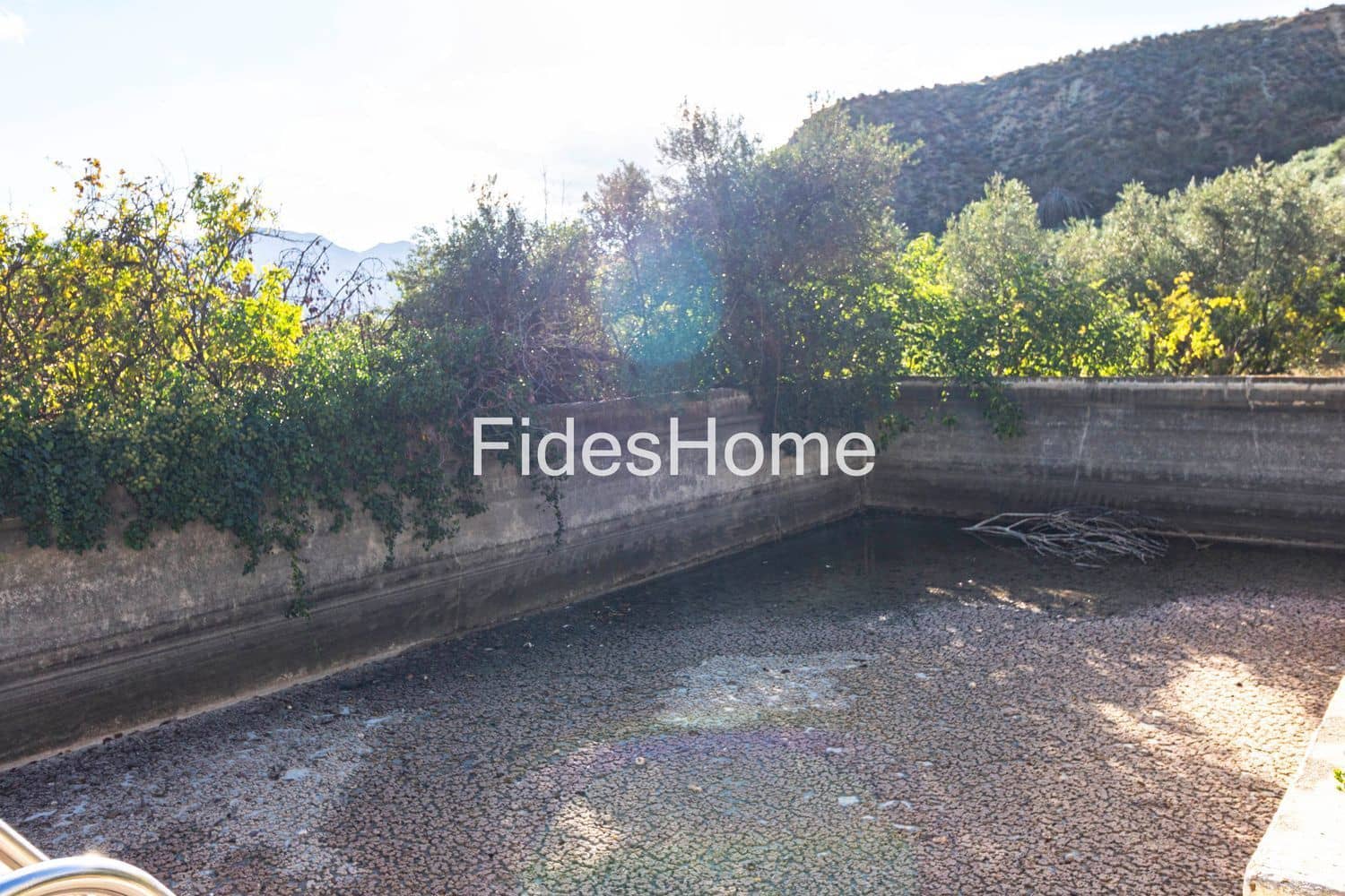 Ubebygd land til salgs i Lecrin - € 200 000 (Ref: 10120459)