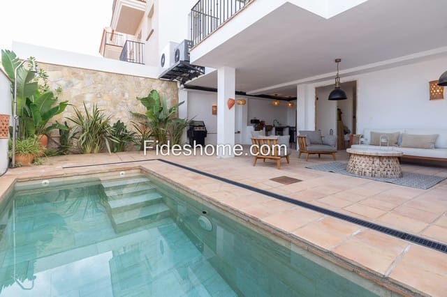 3 bedroom Terraced Villa for sale in El Pinar with pool - € 295,000 (Ref: 10184999)