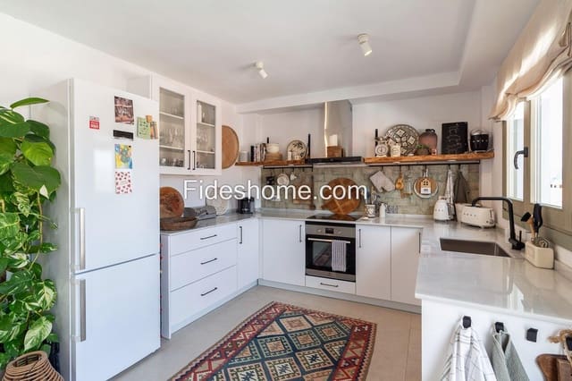 3 bedroom Terraced Villa for sale in El Pinar with pool - € 295,000 (Ref: 10184999)