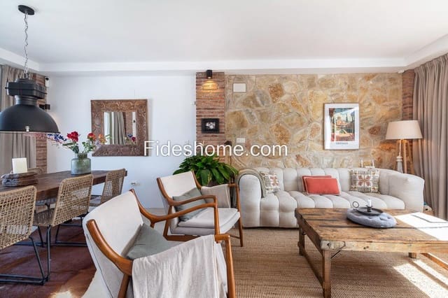 3 bedroom Terraced Villa for sale in El Pinar with pool - € 295,000 (Ref: 10184999)