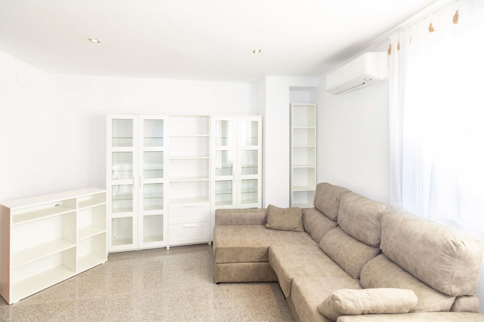 1 sypialnia Penthouse do wynajęcia w Durcal - 550 € (Ref: 10187144)