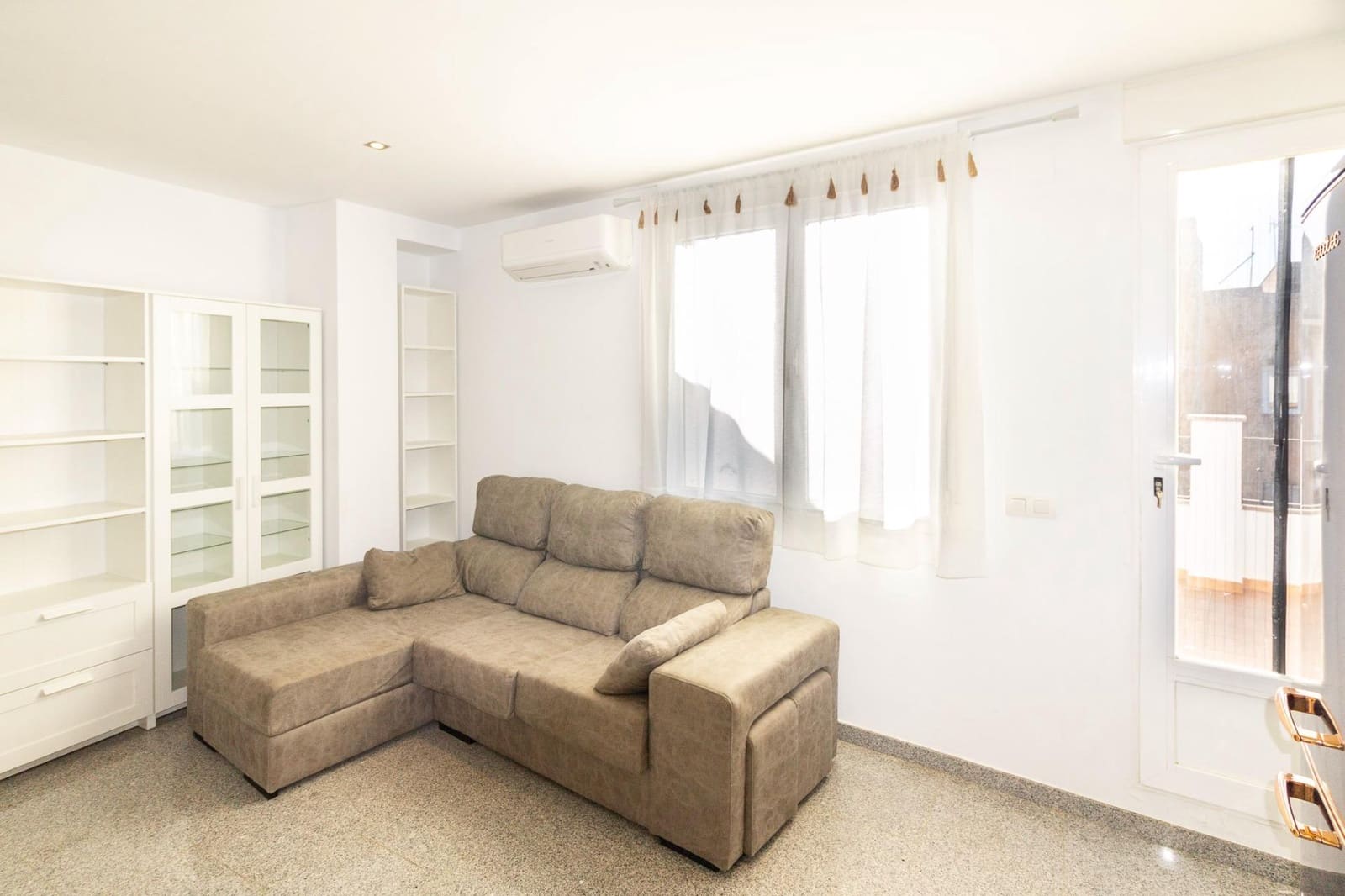 1 sypialnia Penthouse do wynajęcia w Durcal - 550 € (Ref: 10187144)