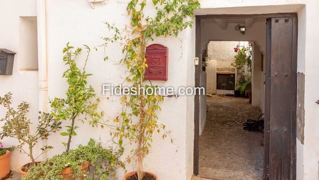 3 bedroom Finca/Country House for sale in Chite, Lecrín with garage - € 190,000 (Ref: 6925204)