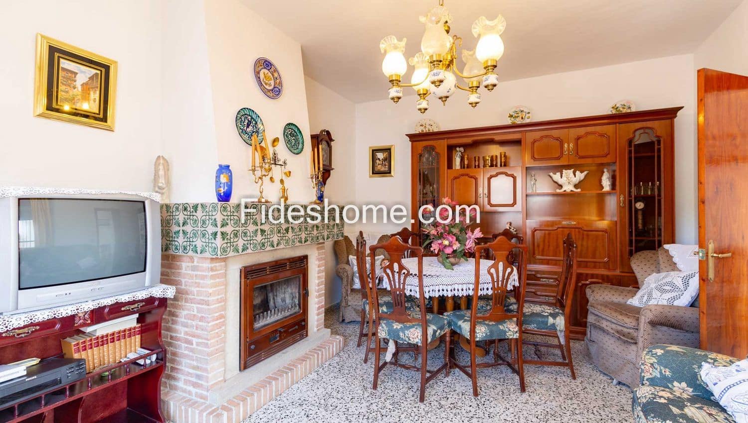 3 soveværelse Finca/Landehus til salg i Albunuelas med garage - € 120.000 (Ref: 6989567)