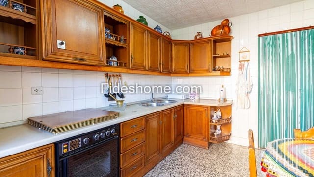 3 soverom Finca/Herregård til salgs i Albuñuelas med garasje - € 120 000 (Ref: 6989567)